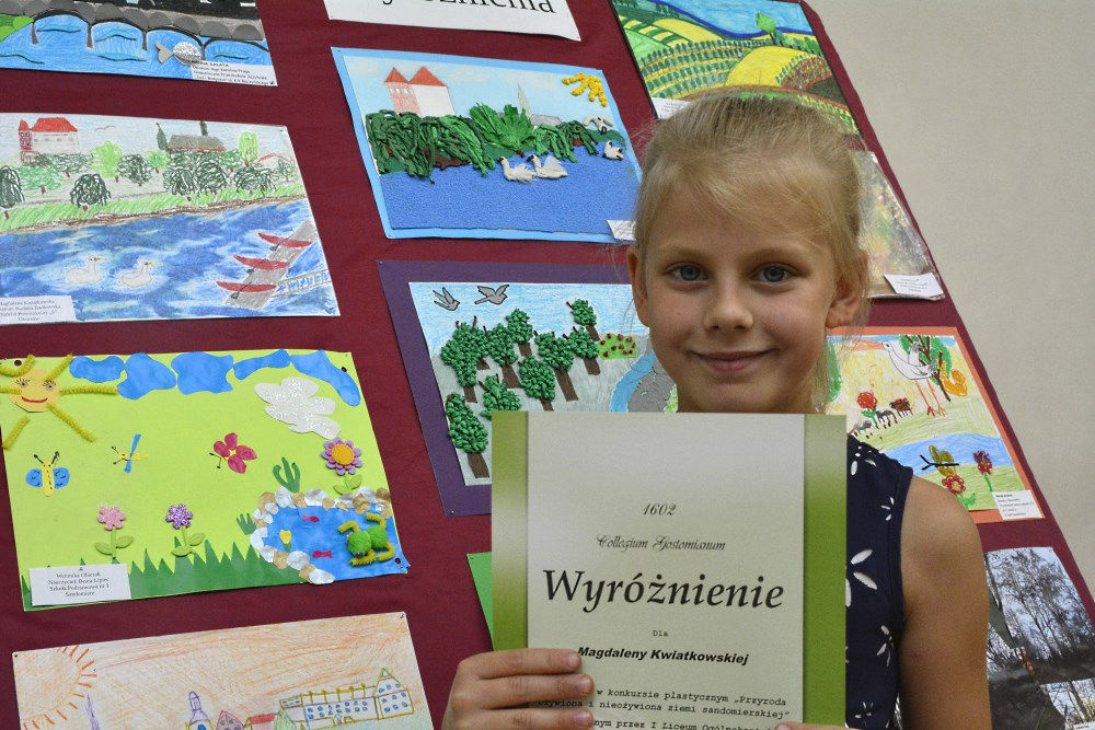 Sukcesy uczniów w konkursie plastycznym "Przyroda ożywiona i nieożywiona Ziemi Sandomierskiej"